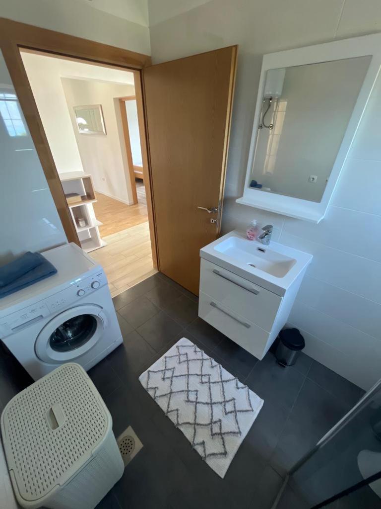 Apartman Sunset Ražanac Buitenkant foto