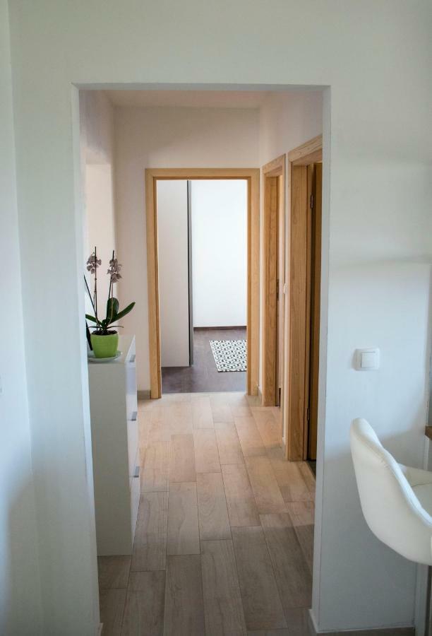 Apartman Sunset Ražanac Buitenkant foto