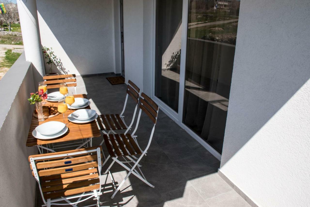 Apartman Sunset Ražanac Buitenkant foto